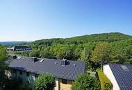 Reihenhaus an der Stadtgrenze mit Eigengarten, Garagenplatz und riesigem Gemeinschaftsgarten