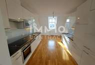 Extravagante 3-Zimmer-Wohnung mit hofinnenseitigem Balkon / Klosterstr. 3 - Top P/6