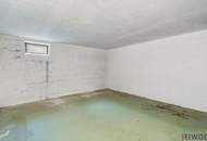 Charmante Ruheoase mit perfekter Anbindung I Loggia mit Blick ins Grüne I Mauer