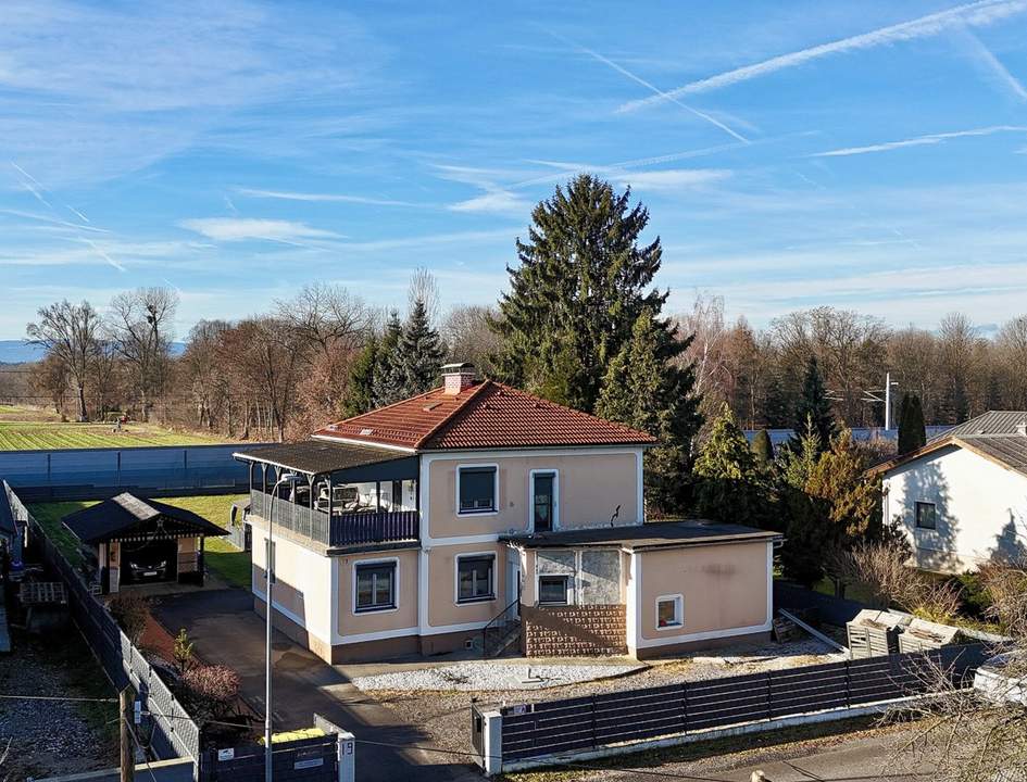Modernisiertes Ein- bis Zweifamilienhaus auf großzügigem Grund in sonniger Lage in Werndorf!