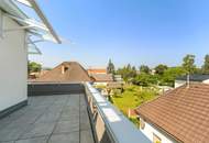 Modernes Wohnen: Helle 4-Zimmer-Wohnung mit weitläufiger Dachterrasse nahe dem Zentrum