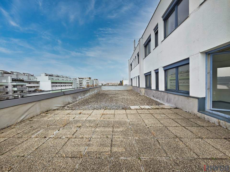 268m² Büro mit 111m² Terrasse zur alleinigen Nutzung | Klima | Parkplätze | auf bis zu 668m² erweiterbar | optionales EG-Lager mit 47m²