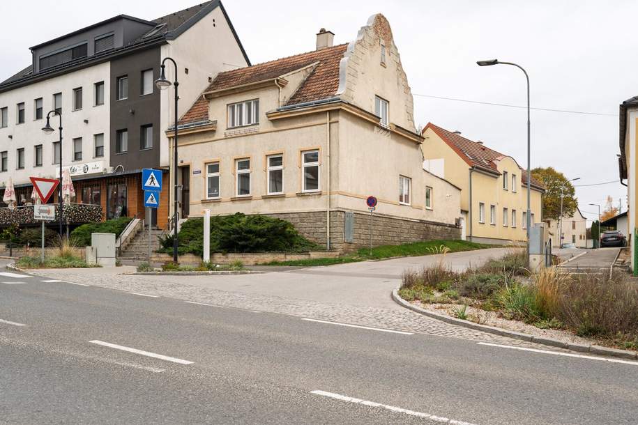 Sanierungsbedürftiges Ein / Zweifamilienhaus in Kerngebiet von Gänserndorf, Haus-kauf, 249.000,€, 2230 Gänserndorf