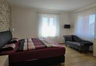 Viel Platz, mit Naschgarten und Pool
