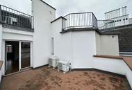 Exklusives Dachgeschoss mit 6 Zimmern, 2 Terrassen & Wellnessbereich |als WG oder Büro nutzbar