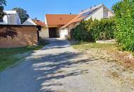 Einfamilienhaus. Familienstützpunkt mit möglichem Zweithaus und Baumhaus.