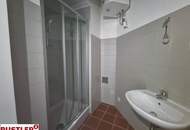 ALTBAU-CHARME | ZENTRAL WOHNEN | 2-ZIMMERWOHNUNG