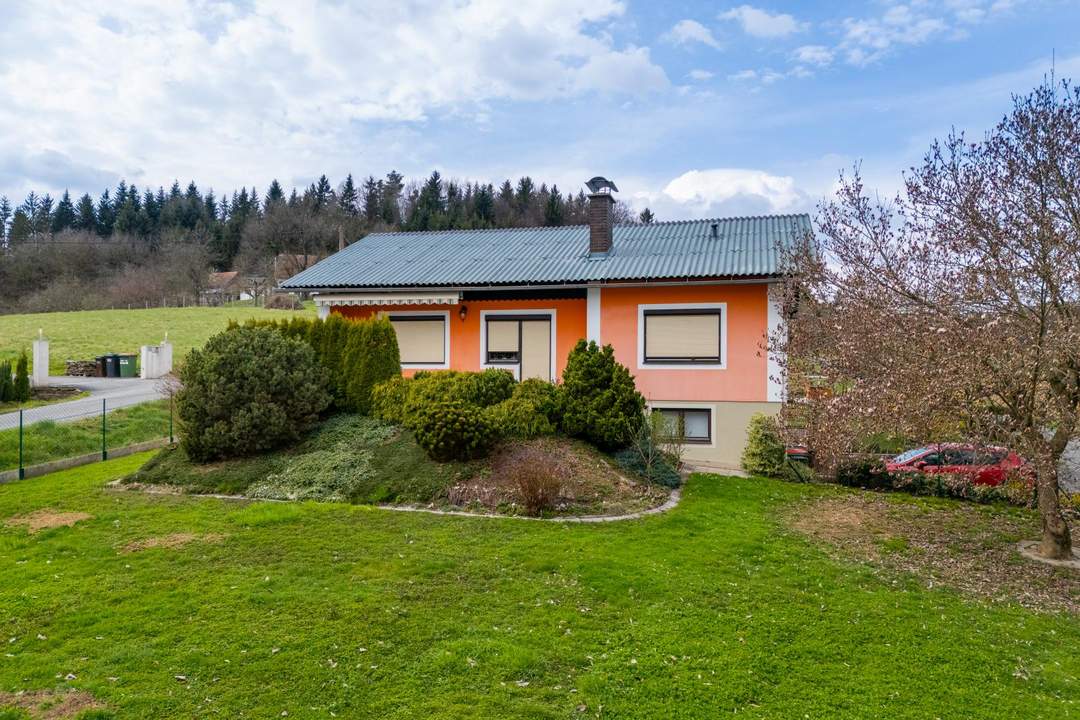 Schmuckes Einfamilienhaus in Ruhelage