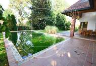 Phänomenaler ebener Villenbaugrund in zentraler Grünruhelage - zwei Bauflächen!