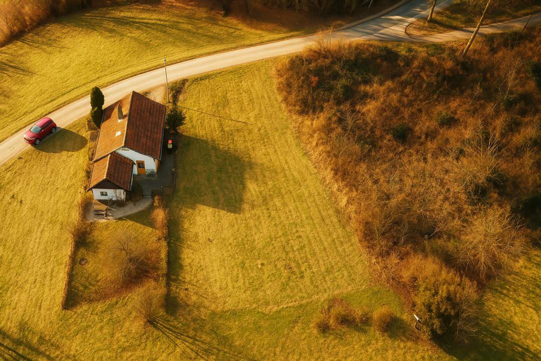 Baugrundstück in Ernegg – Traumhafte Aussichtslage am Stadtrand