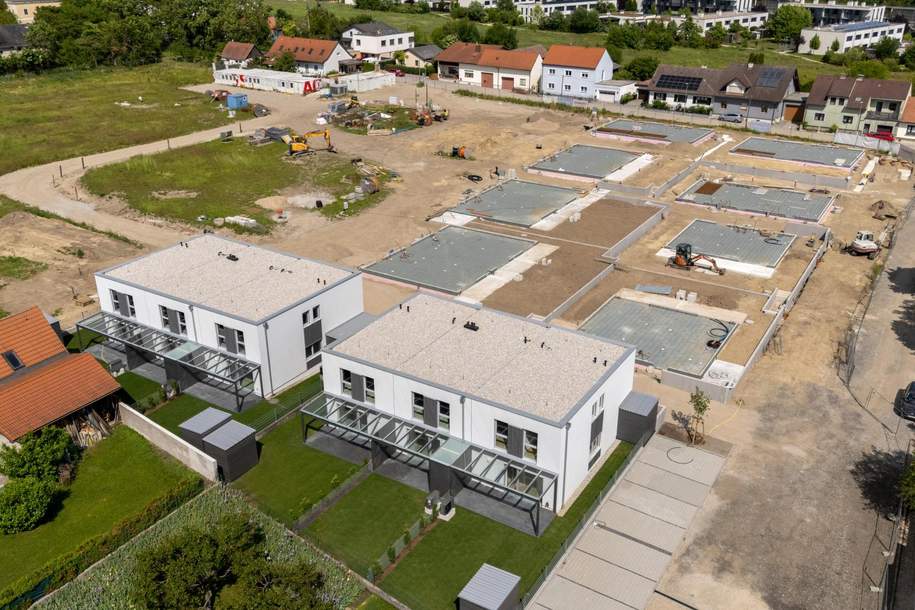 QUALITY LIVING IN ZAUBERHAFTER GRÜNLAGE IN KREMS AN DER DONAU - GNEIXENDORF MIT BLICK AUF STIFT GÖTTWEIG UND ÜBER DAS DONAUTAL - EXKLUSIVES WOHNEN - RAIFFEISEN WOHNBAU - PROVISIONSFREI, Haus-kauf, 492.200,€, 3500 Krems an der Donau(Stadt)