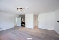 Exklusive Garten-Residenz mit Pool & Au-Pair-Suite