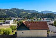 Großzügiges Haus in zentraler Lage samt großem Grundstück mit attraktivem Entwicklungspotenzial