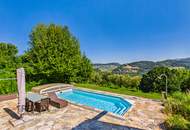 EIN HAUS FÜR MENSCHEN, DIE DAS BESONDERE ZU SCHÄTZEN WISSEN - WOHNEN MIT POOL & PANORAMABLICK