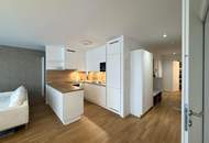 Exklusiv und komplett möblierte 3-Zimmer-Terrassenwohnung für gehob. Ansprüche // Excl. and fully furnished 3-room terr. apt for discerning tastes //