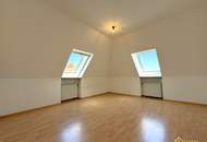 TOP PREIS-LEISTUNG! Geräumige Maisonette. 4 ZIMMER, 2 BÄDER, BALKON. FERNWÄRME!