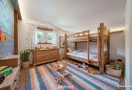 Hochwertig sanierter Wohntraum mit edlen Materialien und Bergblick