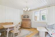 Großzügiges Ein- bzw. Zweifamilienhaus mit großem Garten und Garage