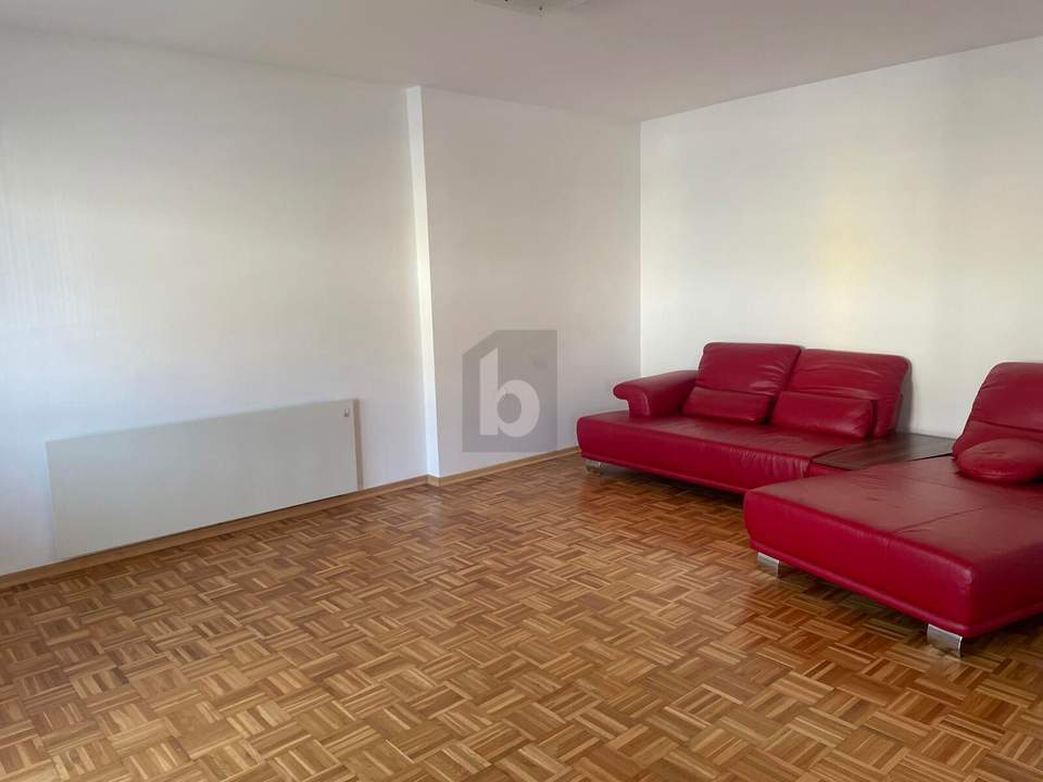 RUHIGES WOHNEN MIT BALKON & PARKPLATZ