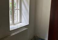 Südseitige 2 Zimmer Wohnung mit Sanierungsbedarf in absoluter Ruhelage mit Hofausrichtung