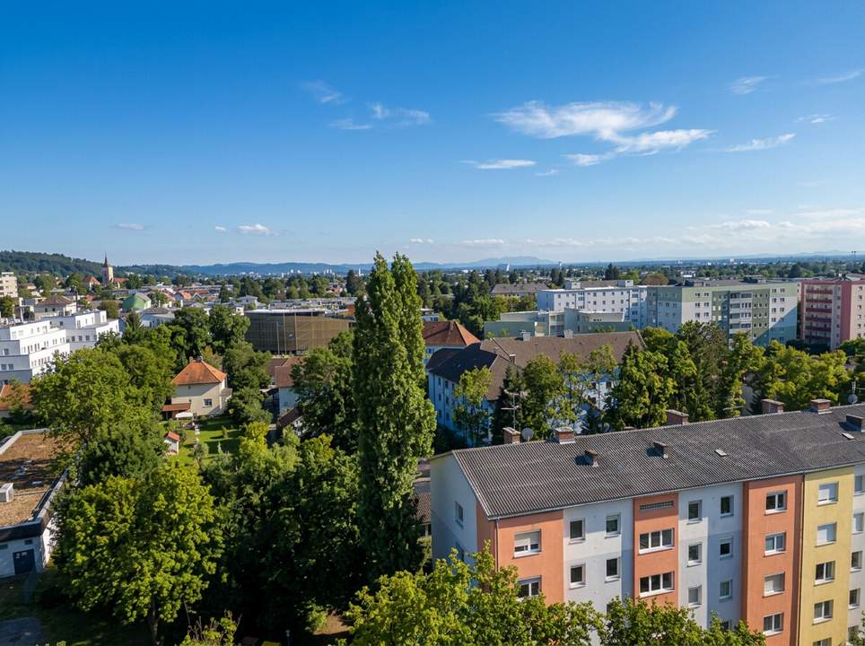 2,5-Zimmer-Wohnung in Bestlage St.Peter - WG-geeignet!