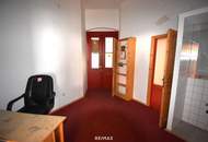 Helles, freundliches, vielfältiges Geschäftslokal/Büro in Breitensee zu kaufen!