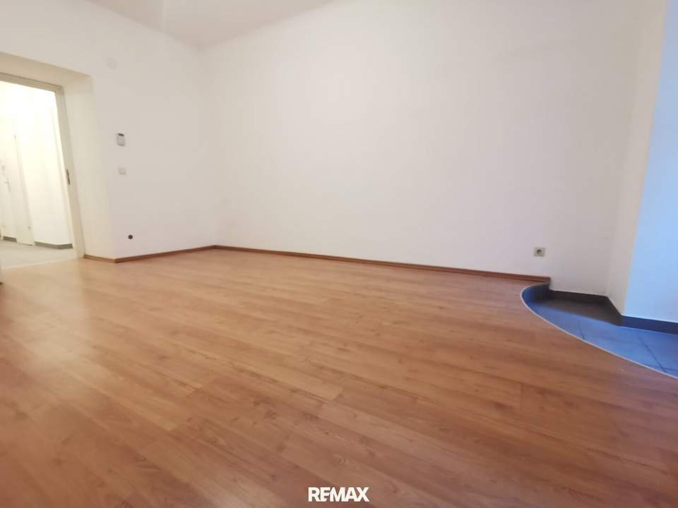Investmentpaket oder Einzeln in Bestlage des 9. Bezirk. Teils mit Freiflächen.