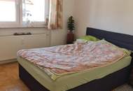 Sonnige, schöne 2 Zimmer Wohnung mit großem Balkon