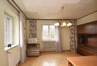 Wohnhaus mit großem Grund in zentraler Lage in Bischofstetten