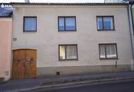 Geräumiges Wohnhaus mit schönem Garten