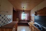 RARITÄT: SANIERUNGSBEDÜRFTIGE LIEGENSCHAFT IN EINZIGARTIGER LAGE MIT FERNBLICK INS KREMSTAL