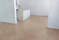 4 Zimmer Altbauwohnung