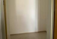 Geräumige 2-Zimmer-Wohnung mit Loggia - verfügbar ab März 2026