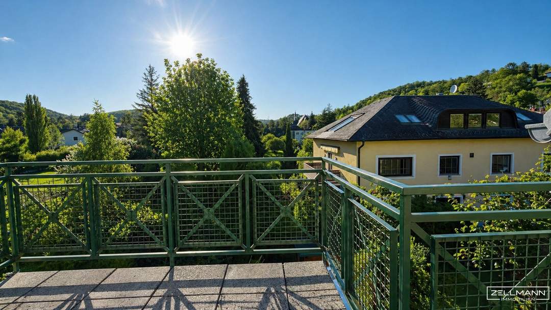 Lichtdurchflutete Dachgeschosswohnung mit Terrasse und Fernblick in Ruhelage von Wien-Rodaun | ZELLMANN IMMOBILIEN