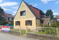 NEUER PREIS: Einfamilienhaus m. 2 getrennten Wohneinheiten, Doppelgarage u. großem, sonnigen Grundstück!