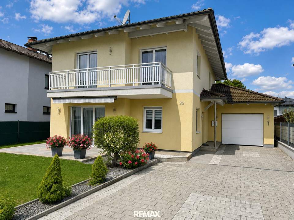 Großzügiges Wohnhaus in ruhiger Siedlungslage am Stadtrand von Wels!