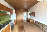 Gemütliche Dachgeschosswohnung mit Balkon in zentraler Lage!