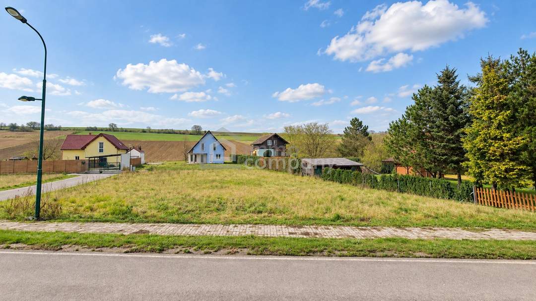 OHNE BAUZWANG: 928 m² Baugrund mit Teilungspotenzial in Poysbrunn