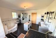 Wohnen über Grieskirchen - 320m² Zweifamilienhaus mit Pool &amp; Dachterrasse