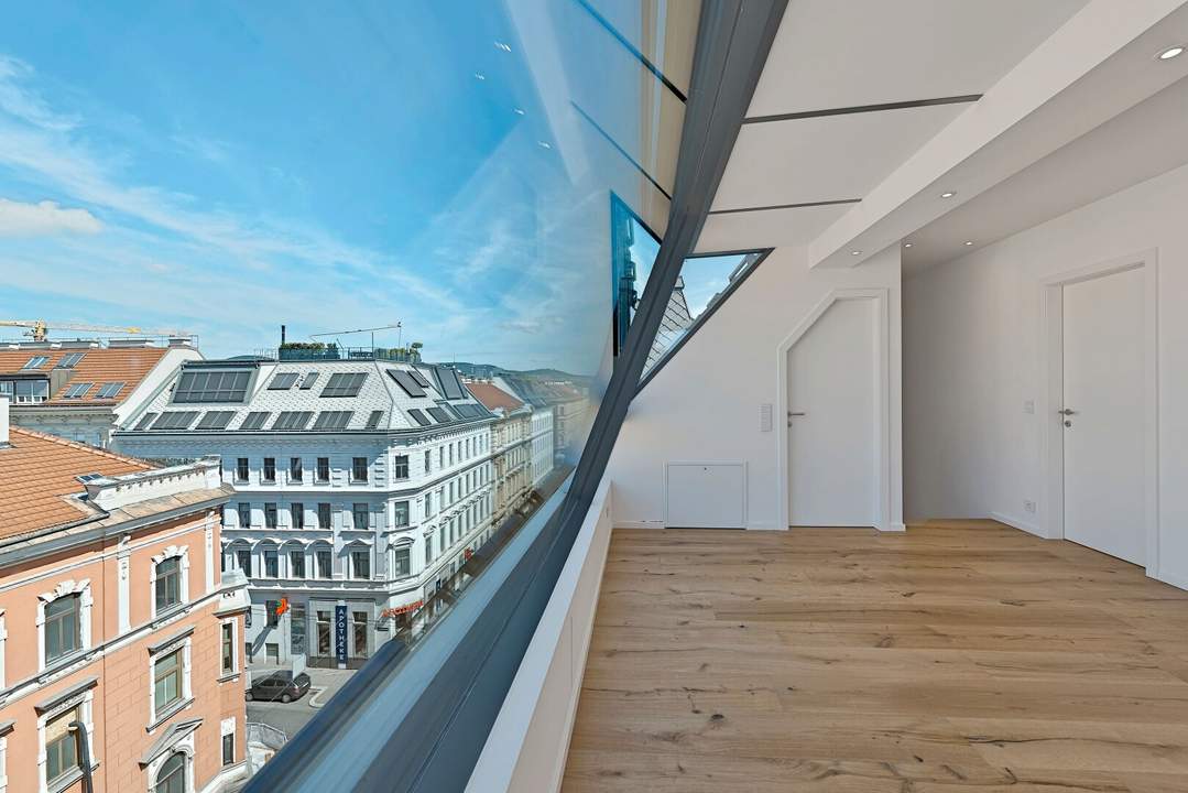 Erstbezug mit hofseitigem Balkon! Vollsanierte Jahrhundertwendeliegenschaft mit Luftwärmepumpe