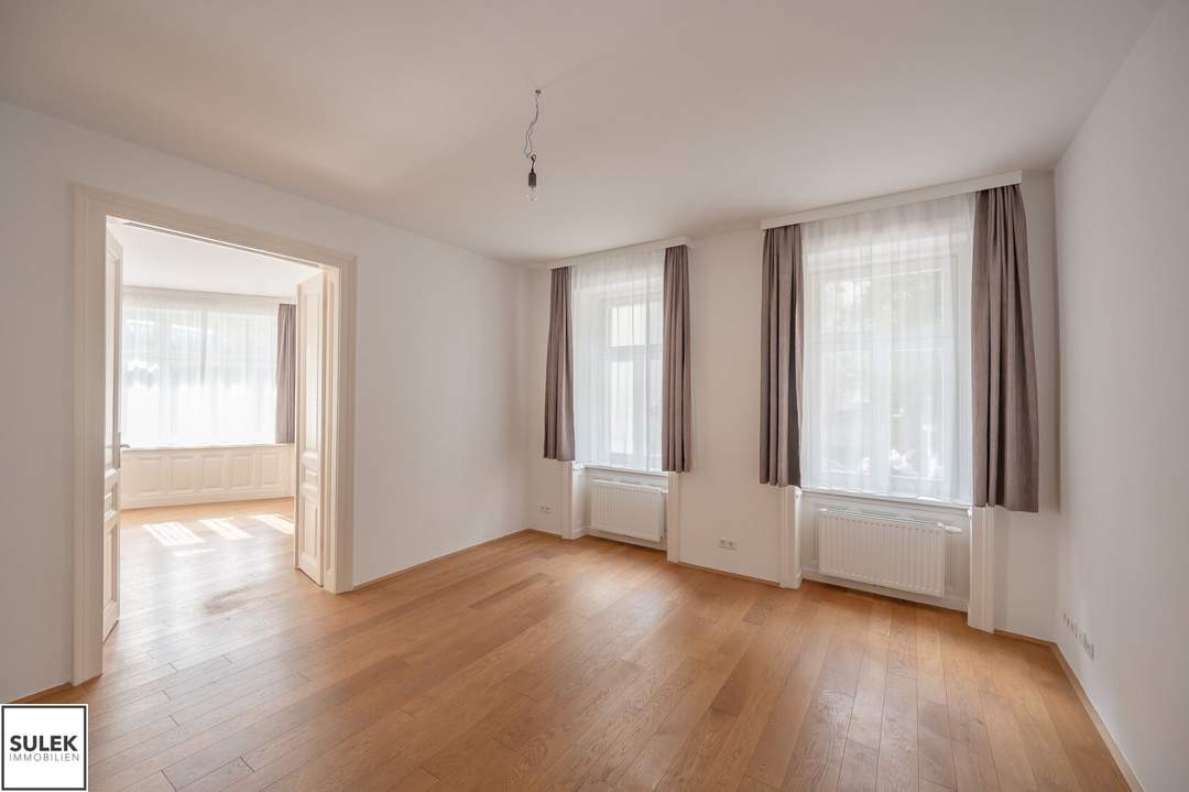 Altbau mit Charakter: 2-Zimmer + separate Küche | WG-geeignet | U1 Troststraße | Top 3
