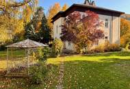 Historische Villa – Erstbezug nach Kernsanierung: Lifteinbau, Luftwärmepumpe, Wohnungen maßgeschneidert u. v. m.