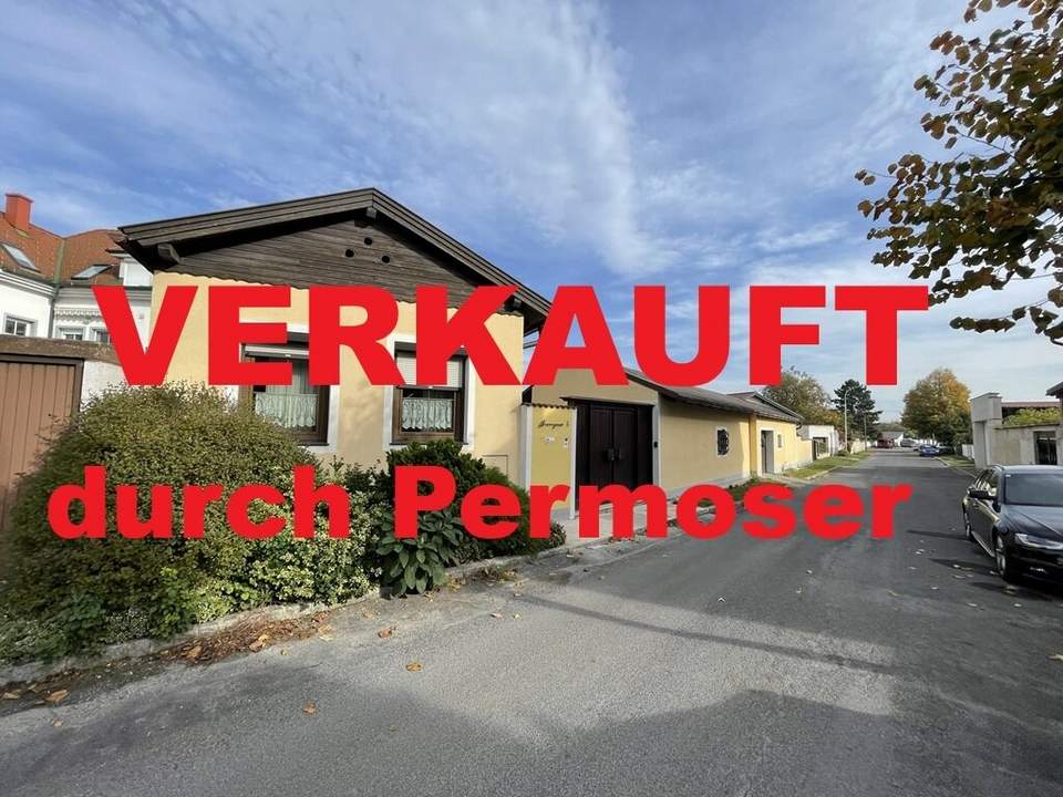 Einfamilienhaus mit Doppelgarage und Nebengebäude zu verkaufen