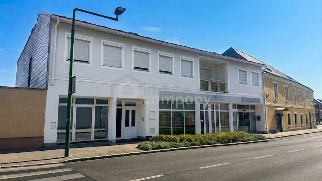 Stadthaus mit zwei Wohneinheiten und riesigem Geschäftslokal im Zentrum von Guntramsdorf