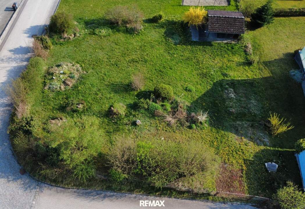 Voll aufgeschlossen & ohne Bauzwang – Grundstück in Grieskirchen