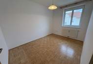 Attraktive 4-Zimmer-Wohnung mit Loggia &amp; Tiefgaragenplatz