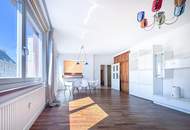 Lichtdurchflutete 2-Zimmer Wohnung im historischen Herzen Wiens