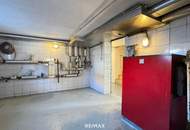 Ein Zuhause voller Möglichkeiten: Einfamilienhaus mit Nebengebäude und Doppelgarage - bereit für Ihre Ideen