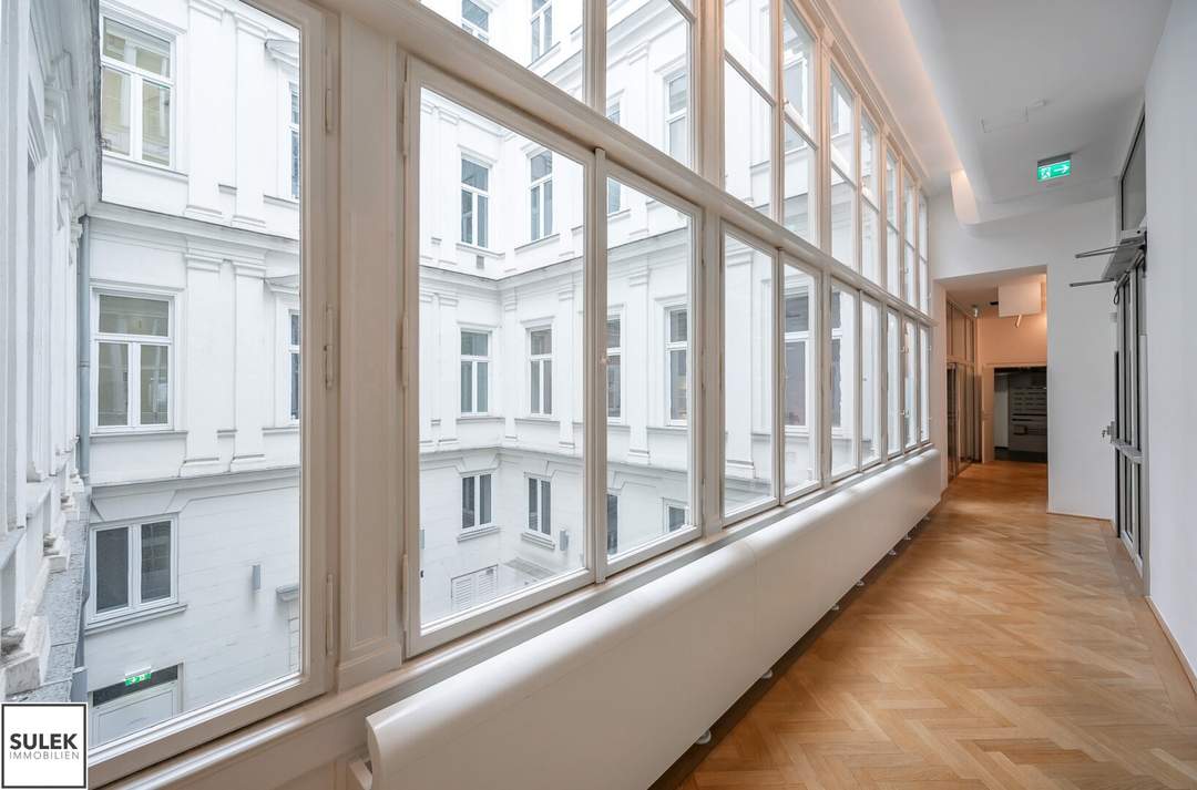 Universitätsring 8 - Repräsentative Adresse für Startups, Büros, usw.