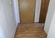 ERSTBEZUG NACH SANIERUNG! Geförderte 2 Zimmerwohnung in Zentrumsnähe